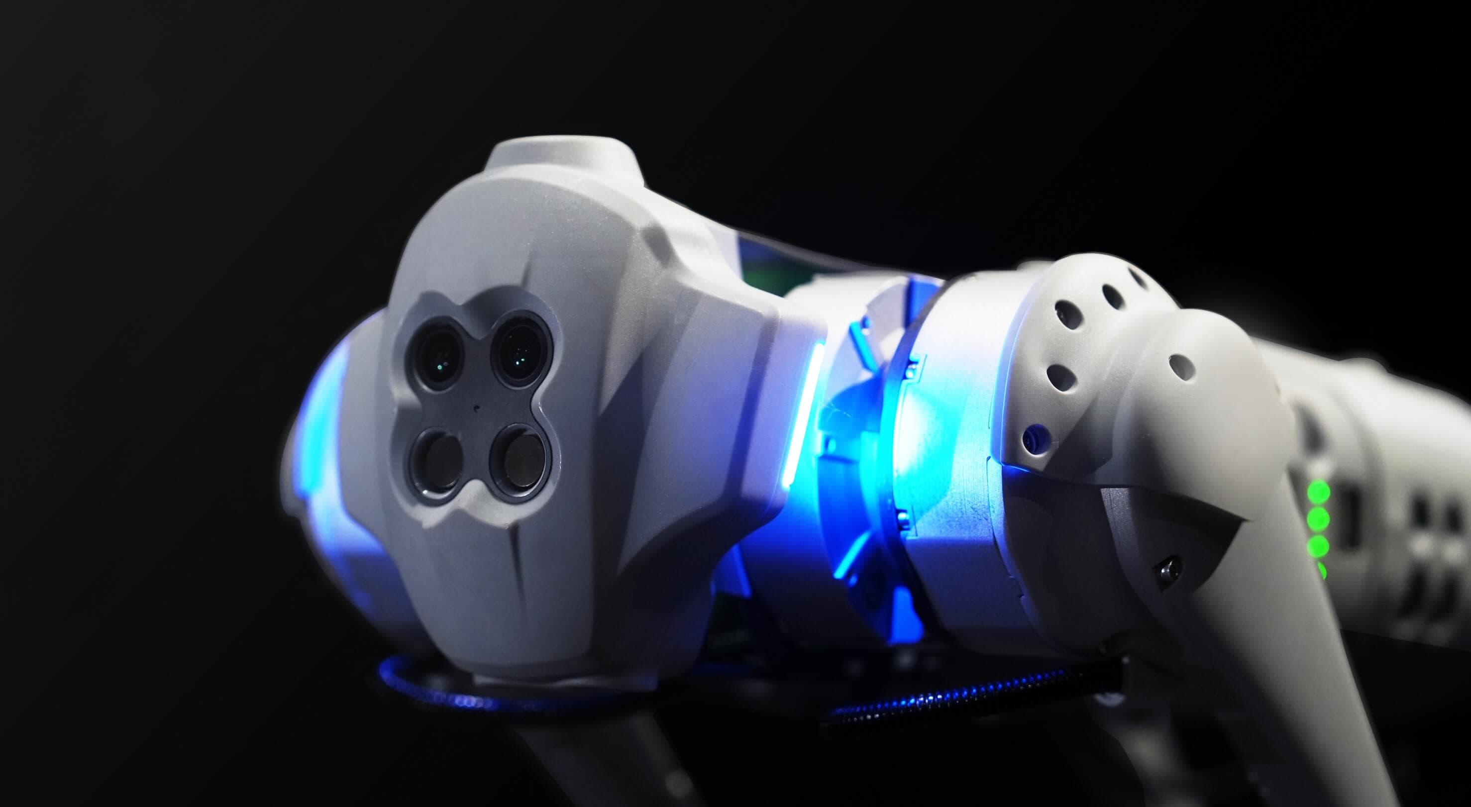 Robot köpek sensör detayı